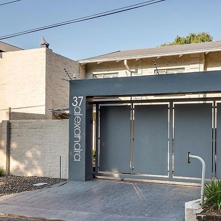 37 Alexandra Avenue, Self Catering Executive Apartment No Load Shedding And Water Outages Johannesburg Bagian luar foto